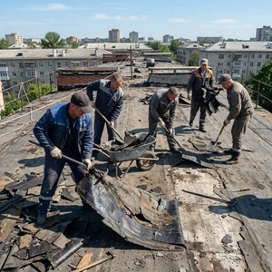 Демонтаж мягкой кровли в Новороссийске | Снятие рубероида, битумной черепицы